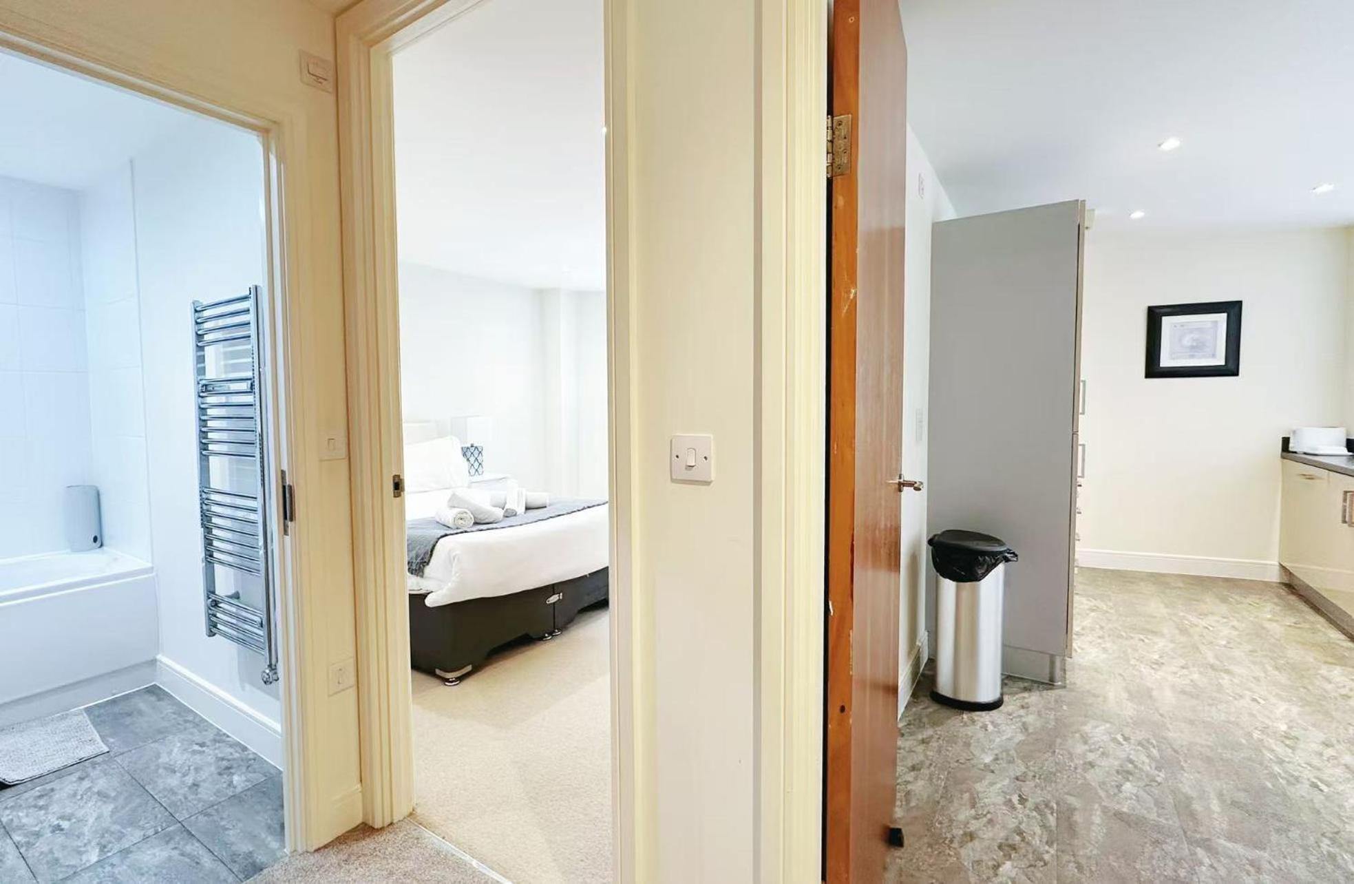1 Bed With Perfect Snug Corner
